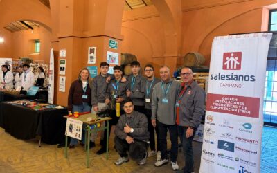 La Feria de Formación Profesional de Chiclana reúne a centros educativos y acerca oportunidades de futuro a los jóvenes.